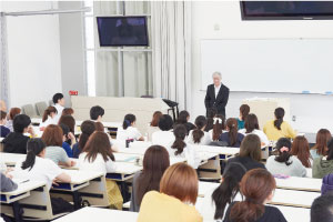 文学部講演会