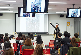 グローバル・コミュニケーション学部主催講演会　名古屋おもてなし武将隊 徳川家康公が語る