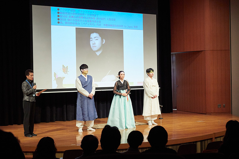 交流文化学部主催 演奏会「韓国伝統芸術の時間―踊りと旋律の風流―」