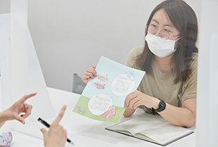CCC学生団体「あじゅあす」のパンフレット制作プロジェクト