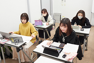 交流文化学部 オンライン日本語教育実習
