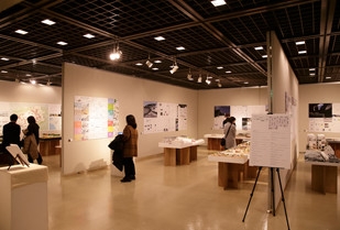 メディアプロデュース学部 都市環境デザインコース 2014卒業プロジェクト展