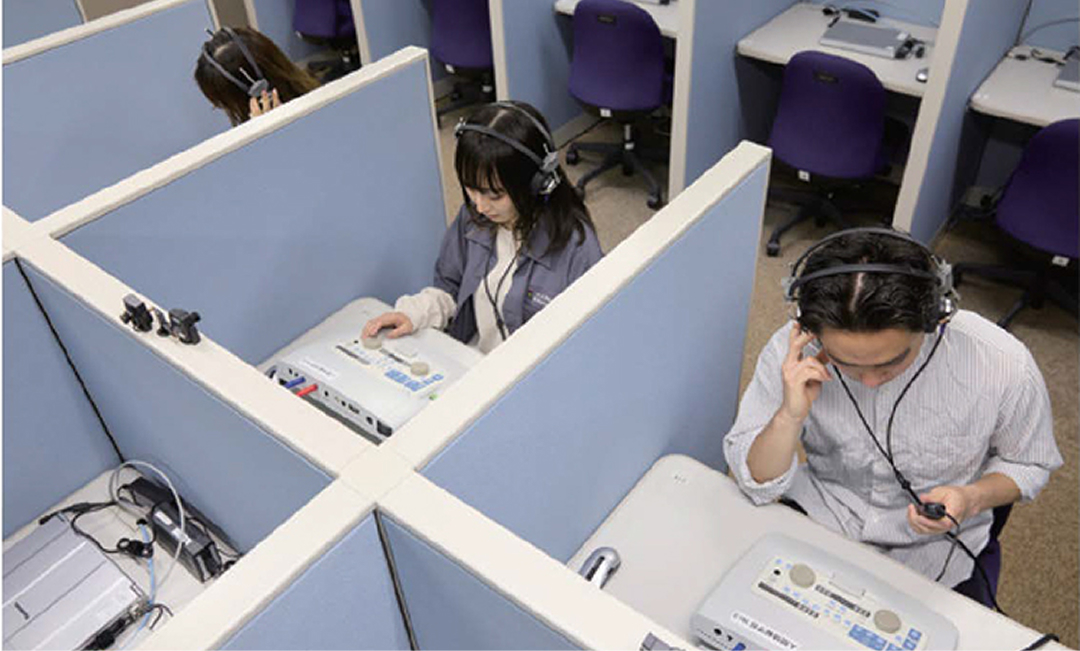 聴覚情報実験室