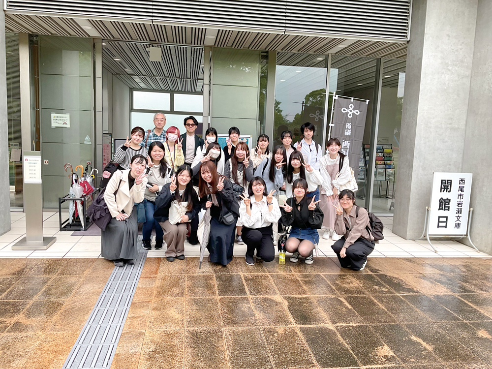 国文学の世界を五感で味わう