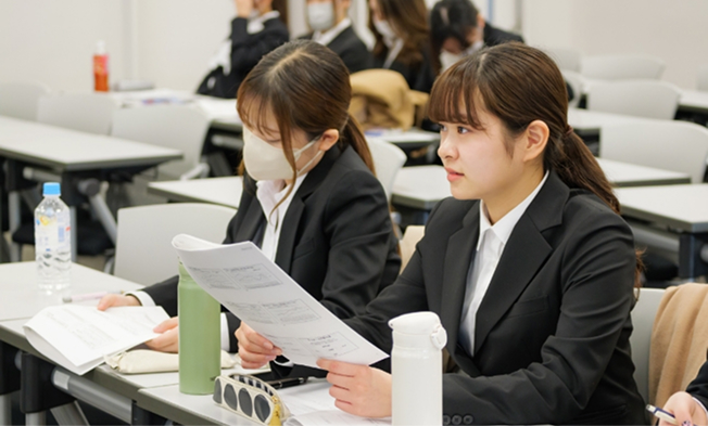 コミュニケーションスキル、デジタルスキル、資格取得、未来に役立つチカラを手に入れる