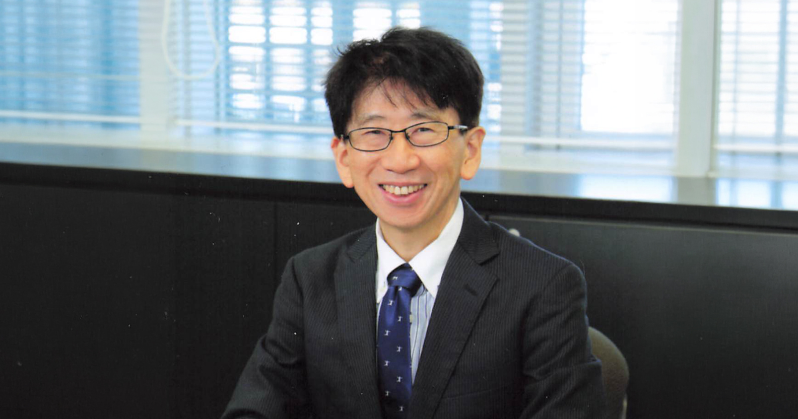 交流文化学部長メッセージ