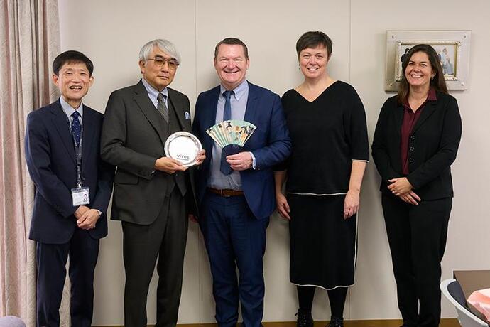 交流協定校の一つである VIVES University of Applied Sciences（ベルギー）の学長らが本学に来校