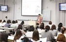福祉貢献学部 学術講演会 明石洋子さん講演会「ともにいきる」ってどういうこと ～子育て、こころ育て、ひと育て～