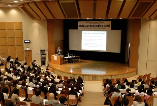 福祉貢献学部 学術講演会　OMEP日本委員会共催「幼児期におけるESDの新たな10年間」