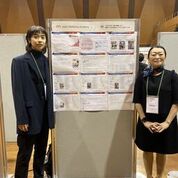 インスタグラムに関する研究成果を日本マーケティング学会で発表し、ベストポスター賞を受賞。学びの集大成に、確かな手応えを感じました。