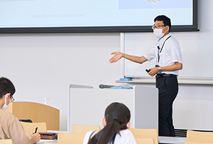 ビジネス学部主催 一日体験講座-高校生のためのビジネス学入門-