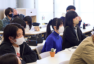 創造表現学会主催 くどうれいんトークショー「震災と文学」