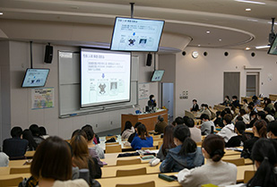 心理学会講演会「臨床心理学における法則定立と個性記述-創造性研究を通して-」 