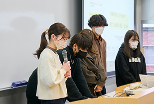 ビジネス学部 イノベーションプログラムE 最終報告会