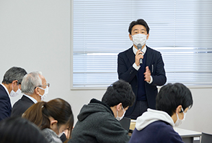 ビジネス学部 企業分析プロジェクトA