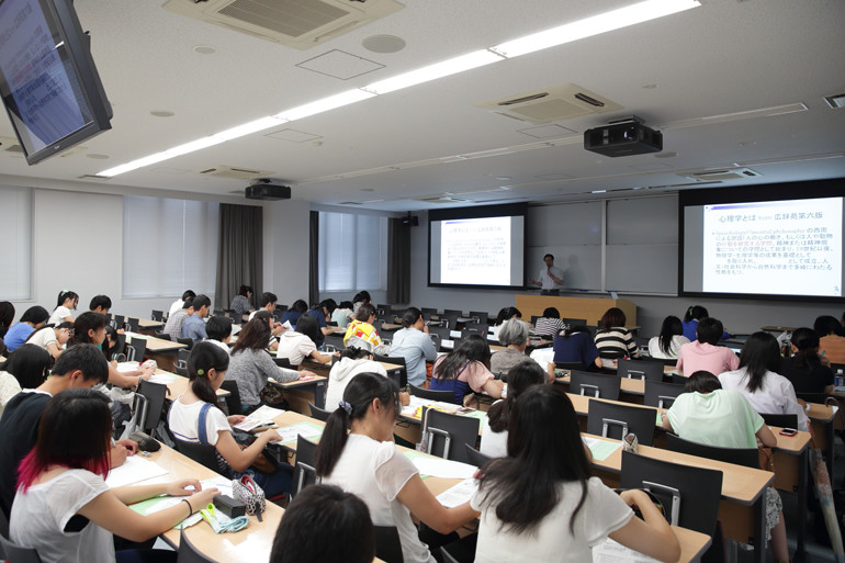 高校生のための心理学講座シリーズ　心理学と社会―こころの不思議を解き明かす―