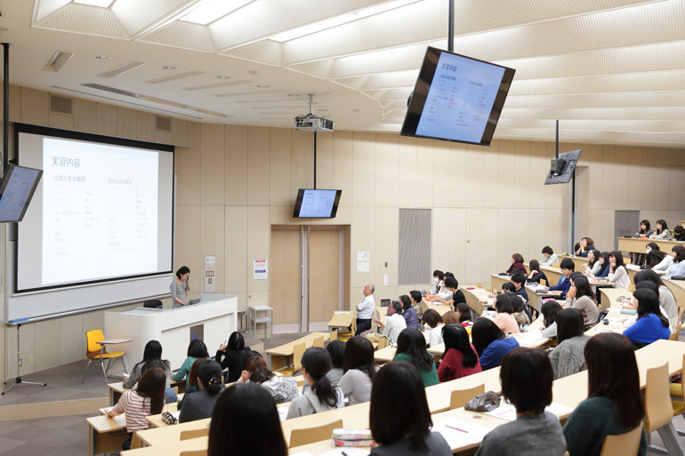 視覚科学専攻　2014年度夏季学外実習報告会