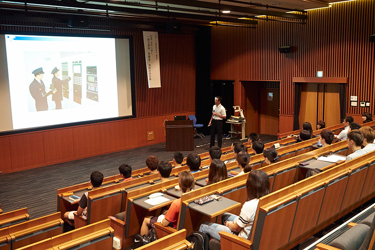 スポーツ・健康医科学科 OB・OG(公務員)報告会