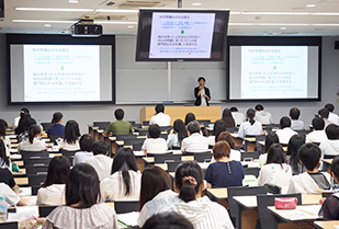 2016年度 高校生のための心理学講座シリーズ 「心理学と社会 ― こころの不思議を解き明かす ―」