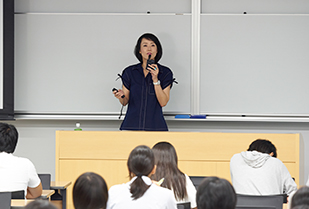 2016年度 高校生のための心理学講座シリーズ 「心理学と社会 ― こころの不思議を解き明かす ―」