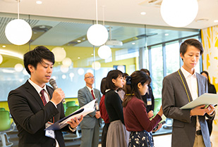 平成28年度インターンシップ公開報告会・交流会