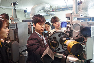 メディアプロデュース学部主催 小倉ゼミ第一回フィルム映画上映会