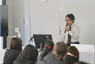 健康栄養学科 授業風景 管理栄養士概論