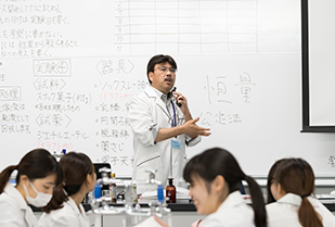 授業風景 健康栄養学科 食品学実験Ⅰ