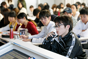 創造表現・メディアプロデュース学会主催 講演会「世界に通用するアニメコンテンツの作り方」