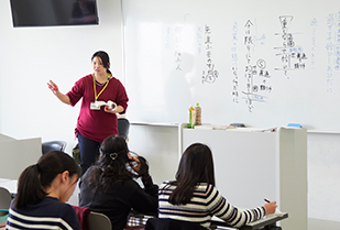 「教志会」教師力養成講座「先輩に学ぶⅡ 教えて！先生の授業！」