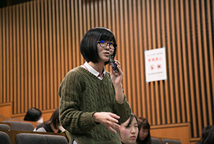司書・学芸員課程講演会「声を聴くこと・よく見ること－小さな短大図書館での仕事－」