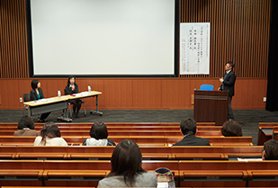 人間情報学部 図書館情報学専修講演会「学校におけるICT教育と図書館の現状と今後について」