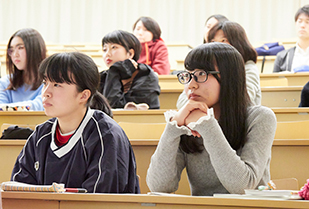 教職インターンシップ体験報告会