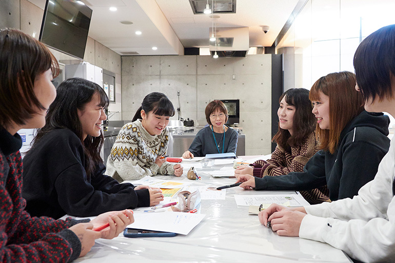 健康栄養学科 韓ゼミ 学内食堂のメニュー考案