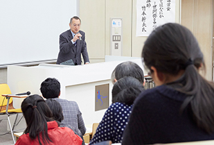 2019年度 第5回 文学部講演会「能とは何かー世阿弥を中心にー」