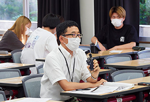 ビジネス学部 グループワークⅡ 成果報告会