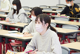 ビジネス学部「企業分析プロジェクトB（東海地区のグローバルカンパニー）」