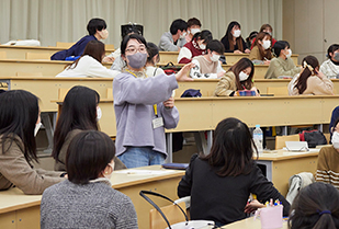 教志会主催「教員採用試験 合格体験発表会」