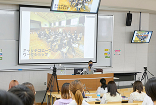 創造表現学会主催「コピーライター的敷居の低い地域ブランド講座」池端宏介氏講演会