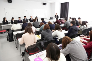 スポーツ・健康医科学科 教員採用試験合格体験報告会