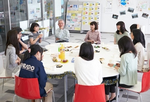 「夢をチカラに　想いをカタチに　 国際体験からはじまる21人のキャリアストーリー」出版記念パーティー