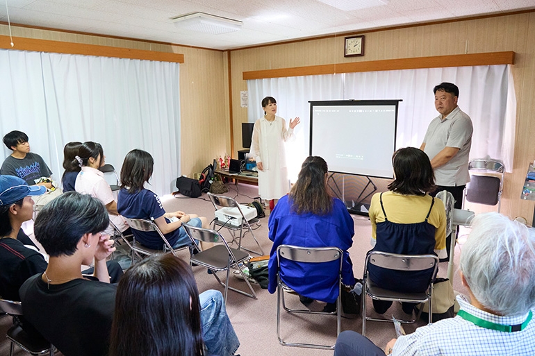 創造表現学部 メディアプロデュース専攻 石丸ゼミ×建築学部 清水ゼミ 「長久手人って何？」上映とトークの会