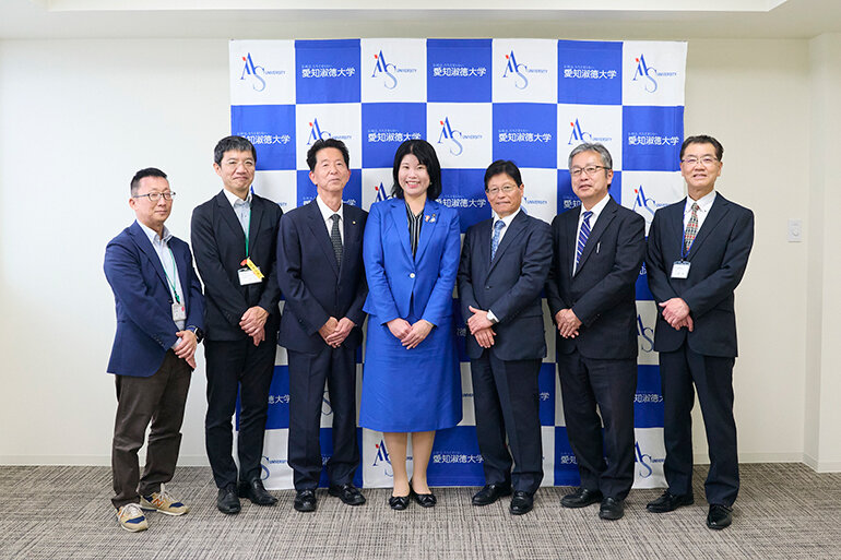 長久手市長様が来学