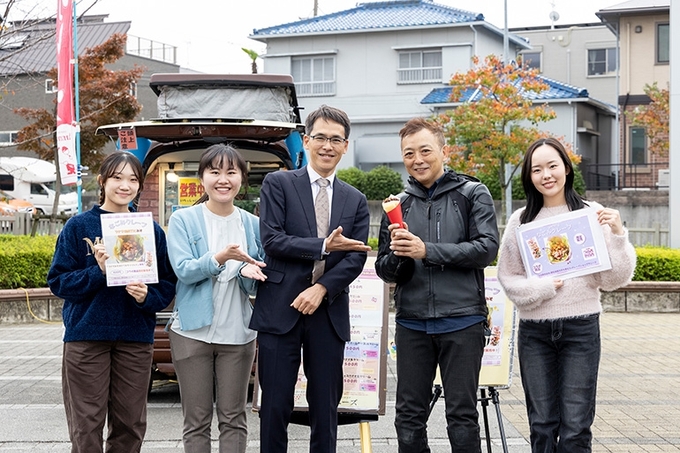 ビジネス学部 大塚ゼミ×ナカモ株式会社×sunny’s コラボ クレープワゴン販売