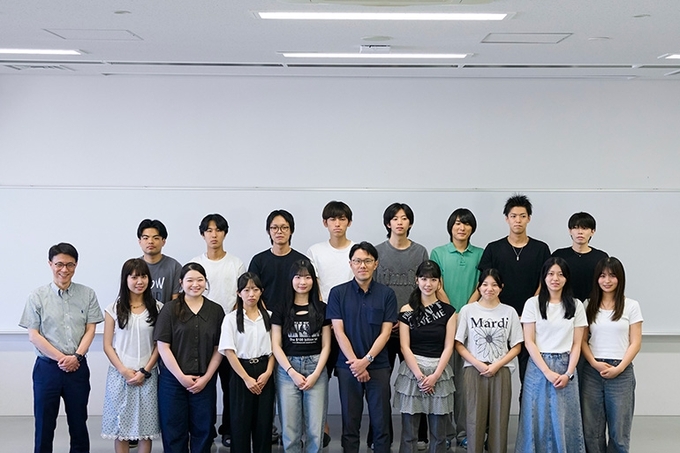 ビジネス学部 チャレンジプログラムB（高瀬金型）最終報告会