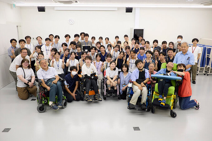 理学療法学専攻「コミュニケーション実習」