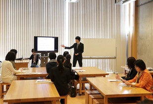 ビジネス学部 リニモ活性化プロジェクト 学生主催の「企業との交流会」