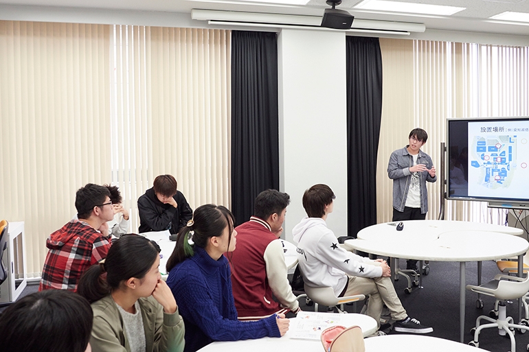 創造表現学部 メディアプロデュース基礎演習a