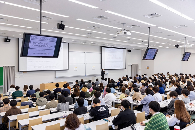 ビジネス学部 私のシゴト学 第2回～第4回