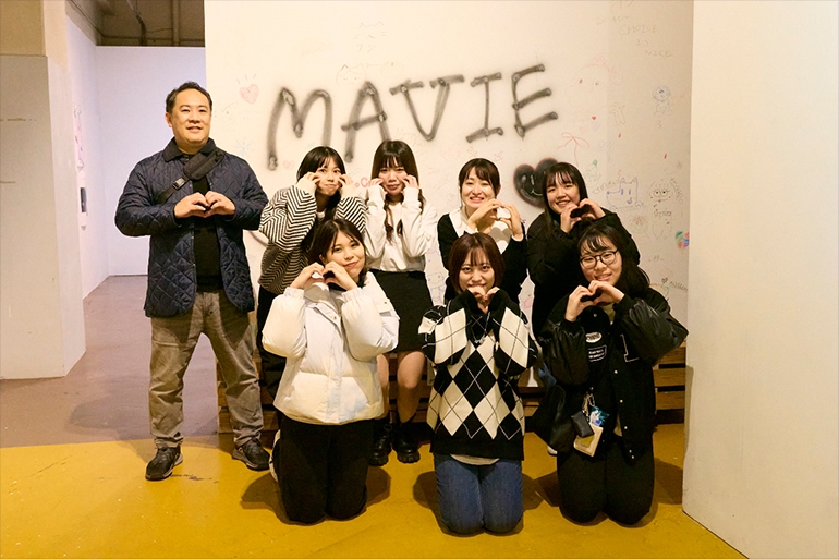 メディアプロデュース専攻 村上ゼミ  プロジェクト展「架空のブランド展 Mavie」